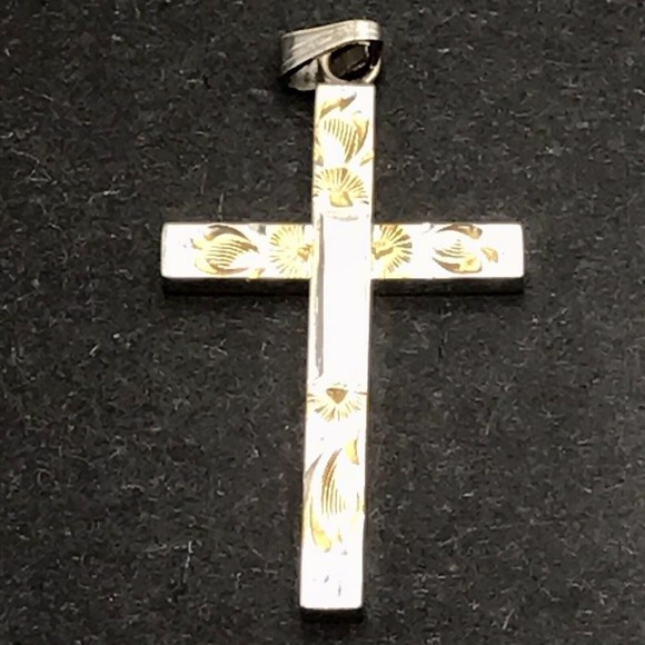 Vintage STURDY 12k Gold Filled Etched Fancy Cross Pendant Marked 1 1/8" - Picture 5 of 11